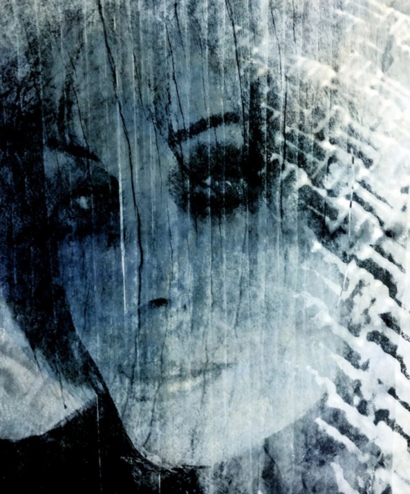 Autoportrait bleuté